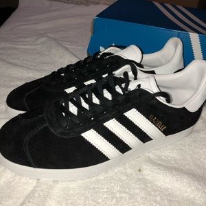 Black Gazelle Adidas